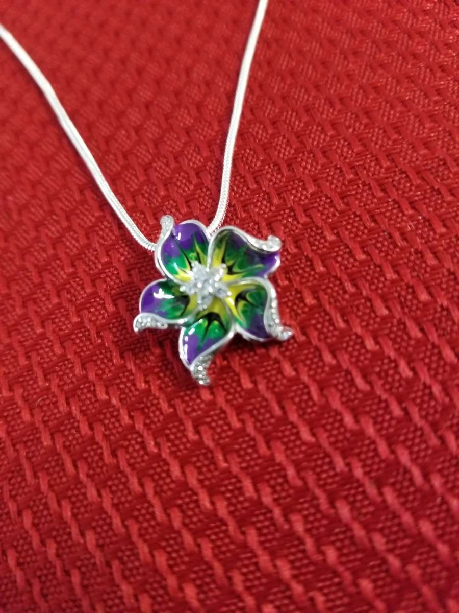 Sterling Silver color Flower Pendant