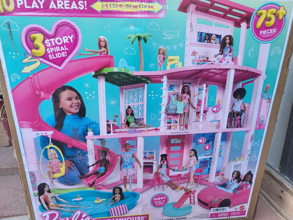 Barbie Dream House
