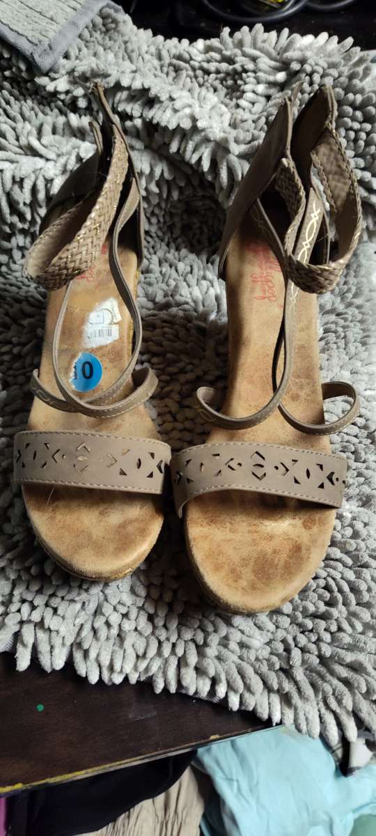 size 10 womens shoes