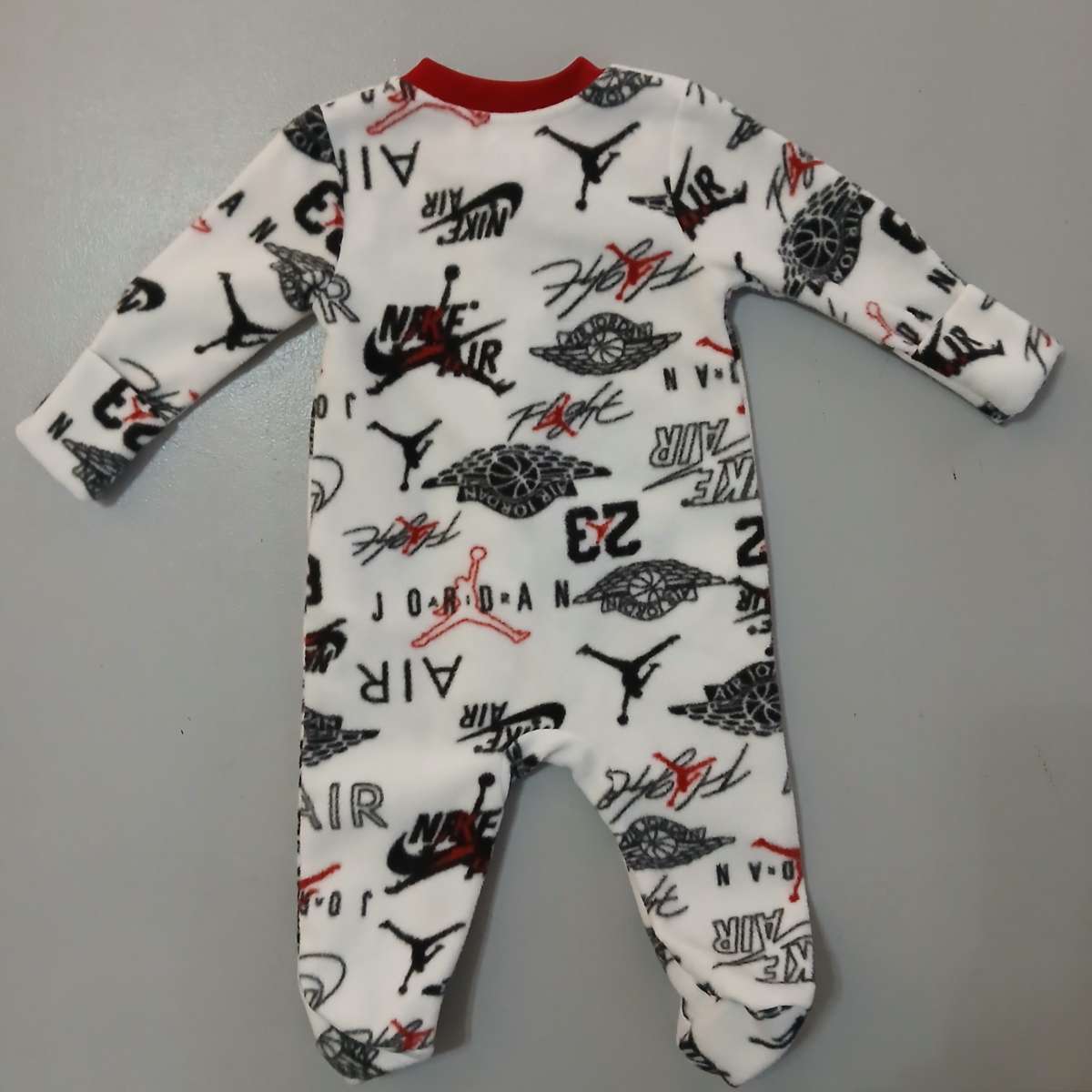 Baby Nike Jordan pijamas size 0 to 3M