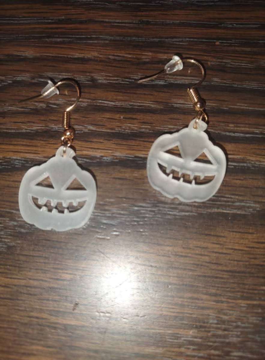 glow in the dark earrings set