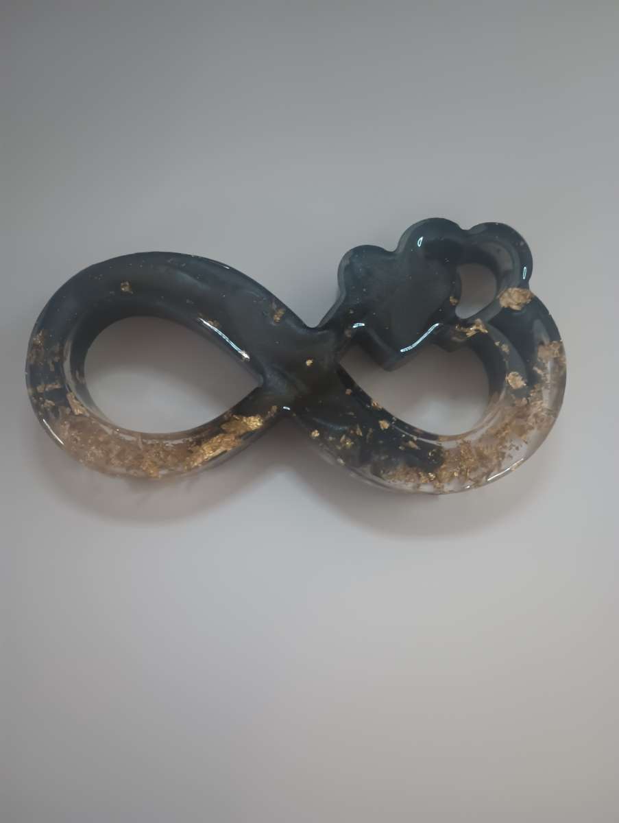 Handmade epoxy resin infinity piece