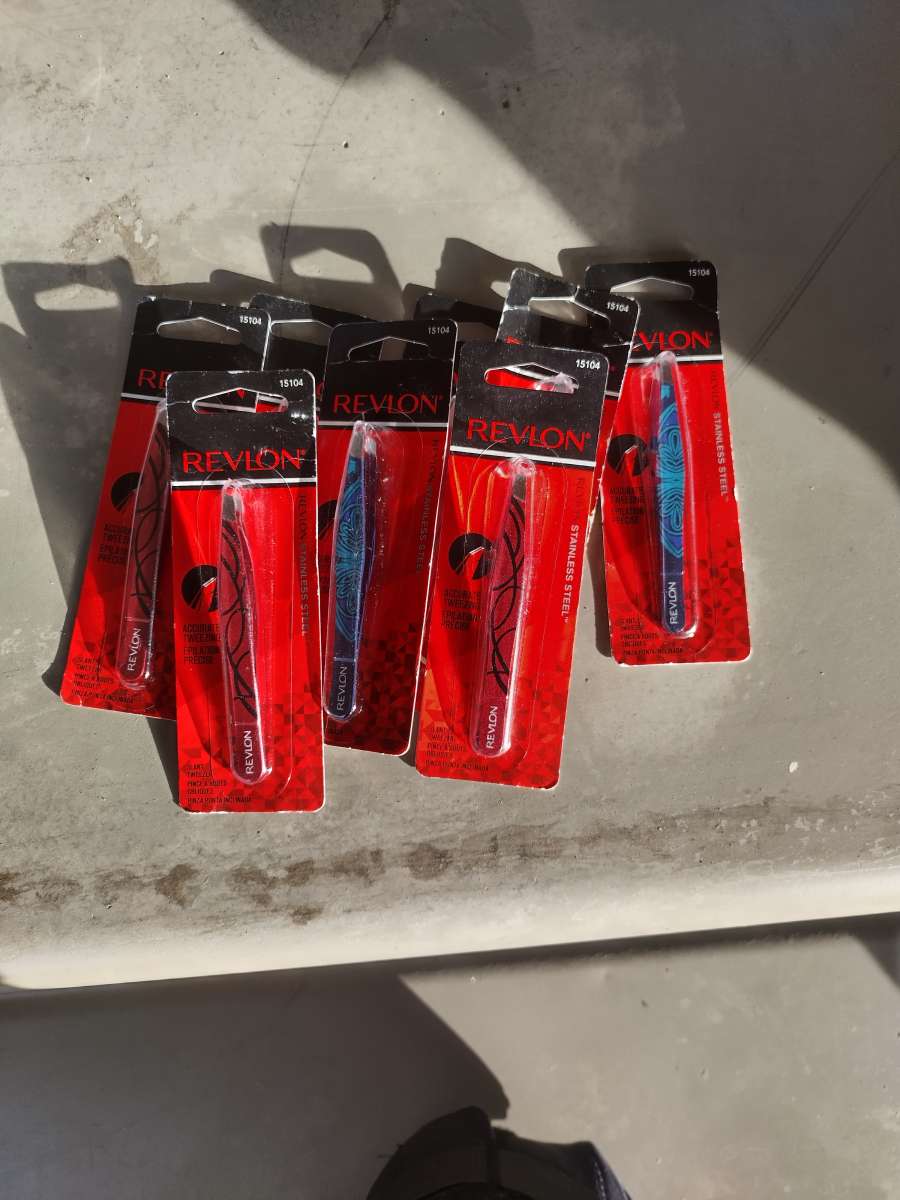 Revlon Tweezers