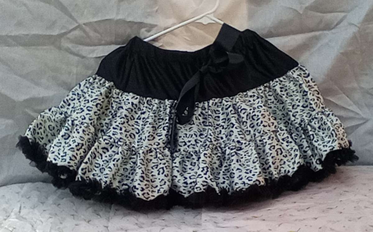 4 to 5yrs Leopard Print TuTu Pettiskirt NWT Button Cinchers