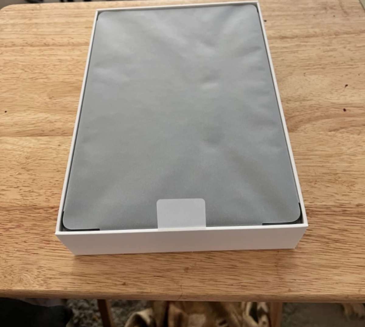 iPad 9th Generation 64GB  WiFi  Space Gray