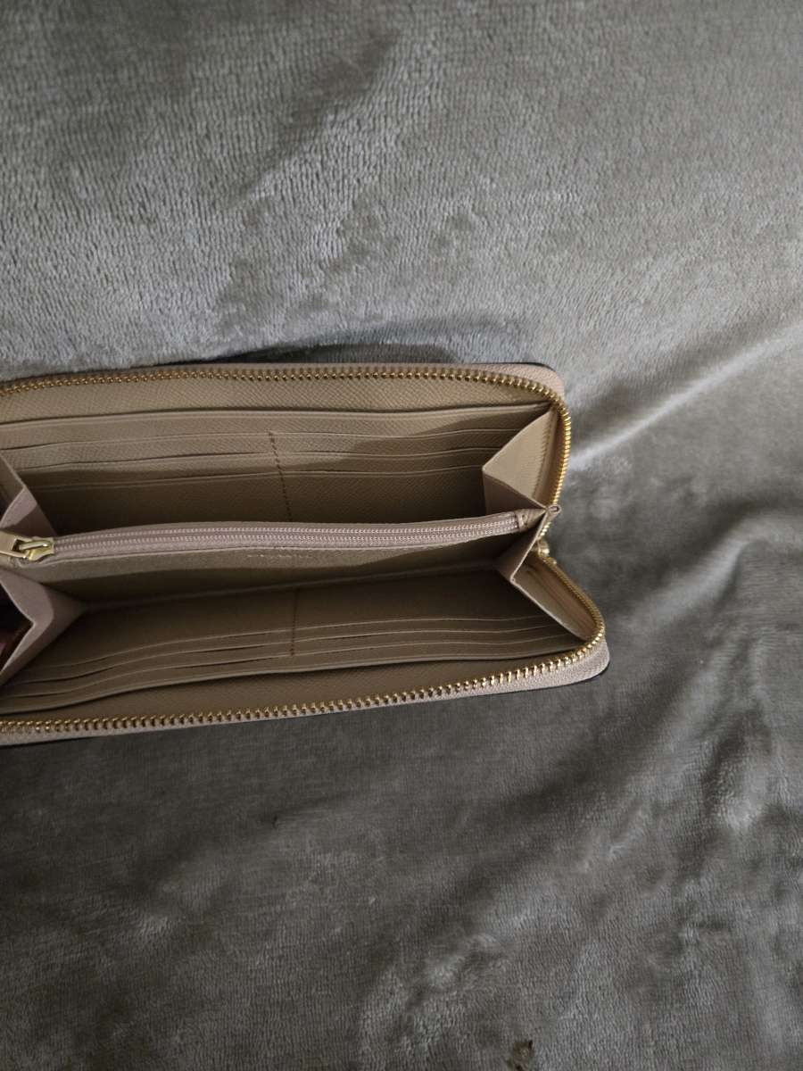 COACH ACCORDION ZIP AROUND WALLET  LIGHT PINK 54007