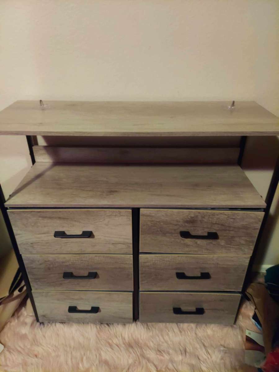 6 drawer dresser and shelf
