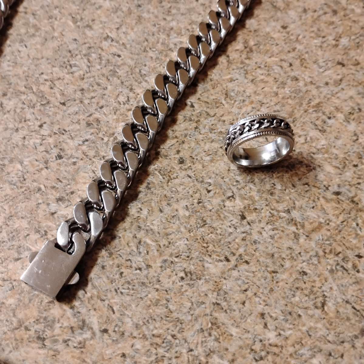 CUBAN LINK HEAVY NECKELESS RING BRACELET