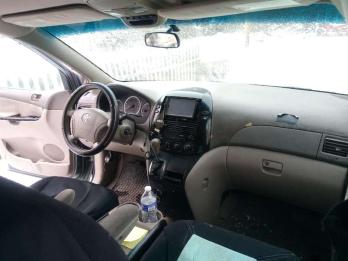 2006 Toyota Sienna