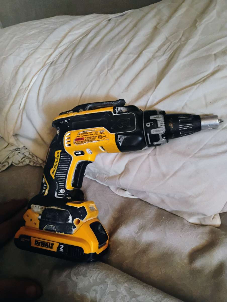 pistola usada solo 3 veces y pila nueva