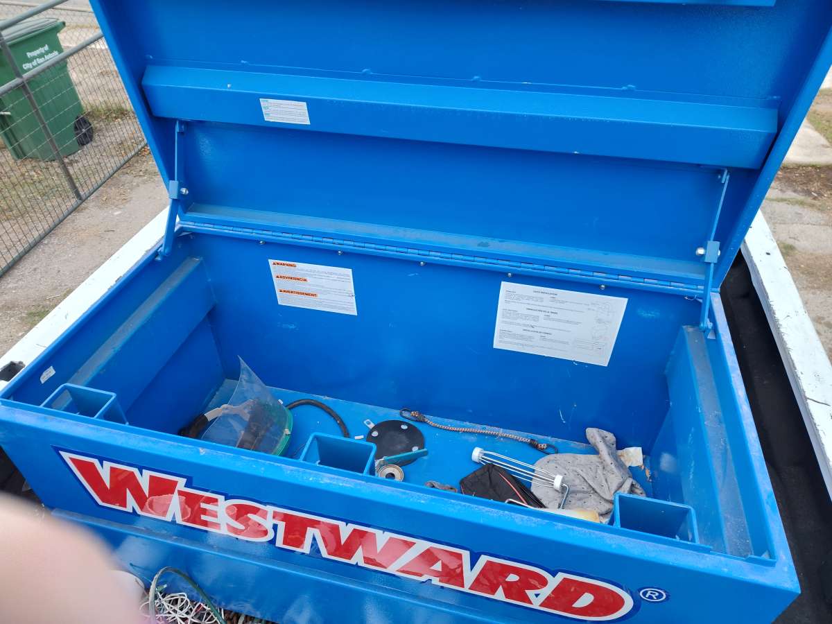 Westward job site toolbox NEW