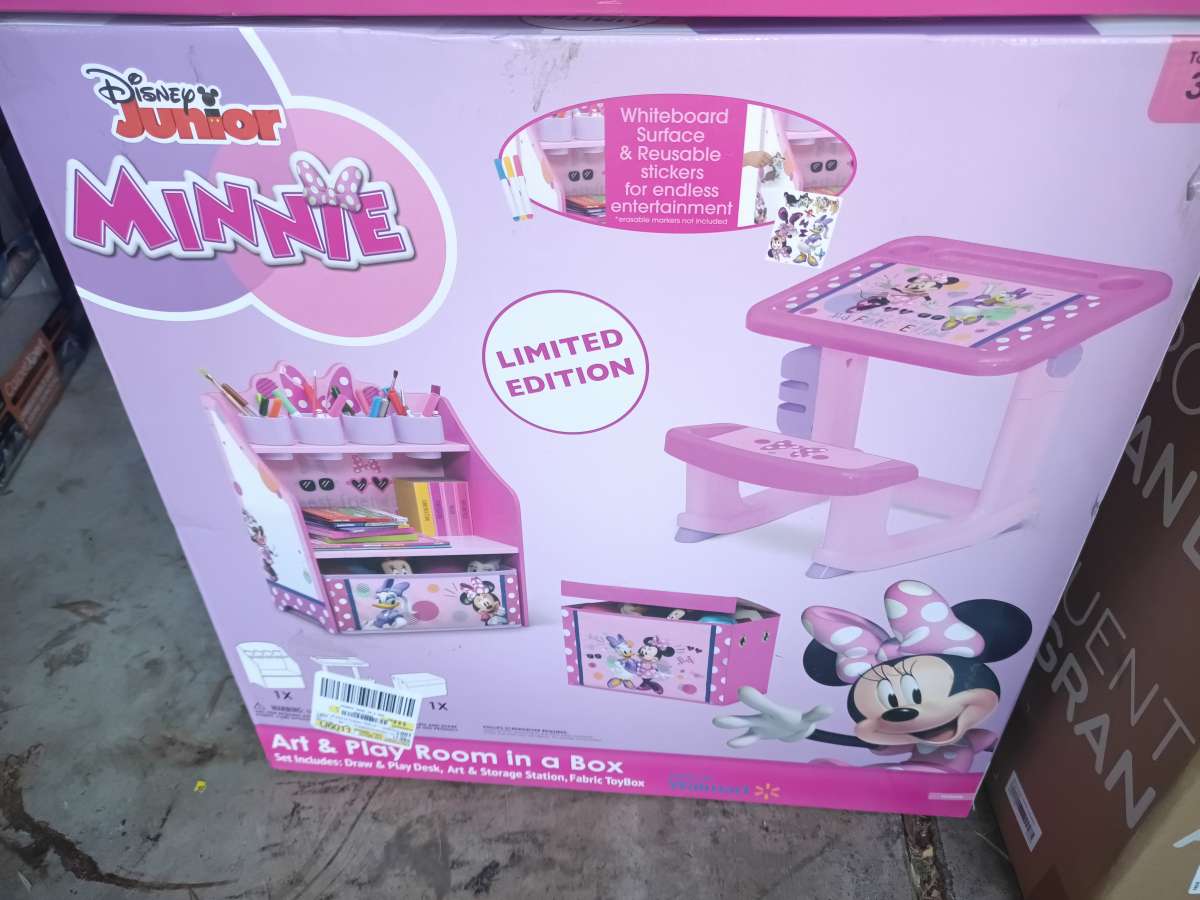 Minnie Mouse 3Piece Art  Play Toddler RoominaBox by Delta Ch