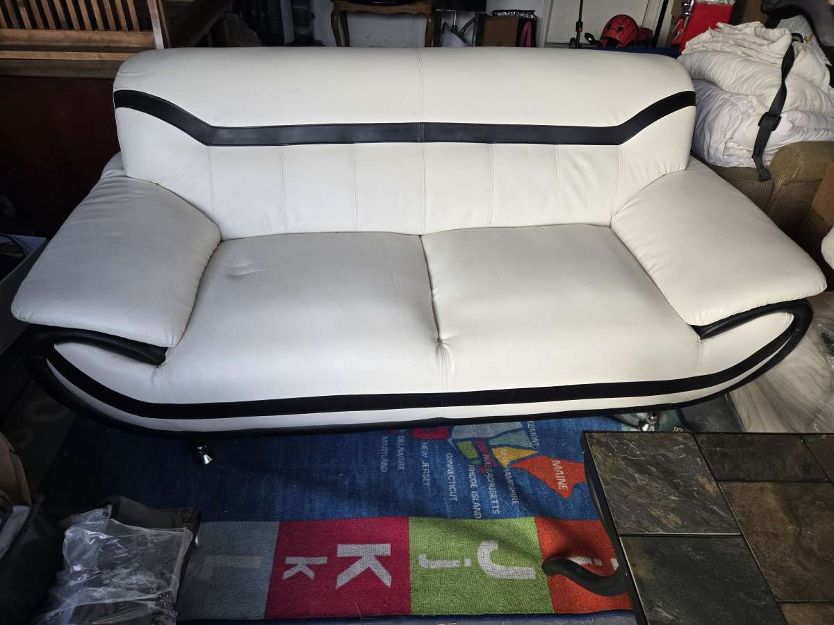 white leather Couch