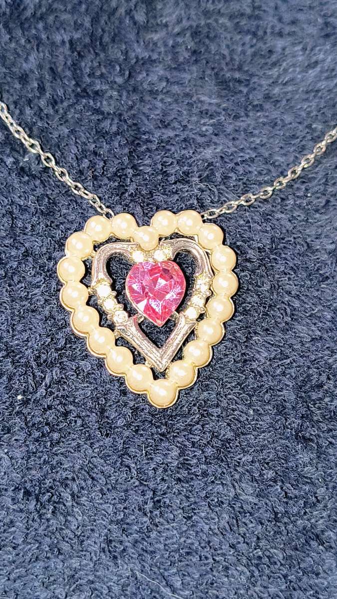 Vintage Avon Pink Heart Necklace
