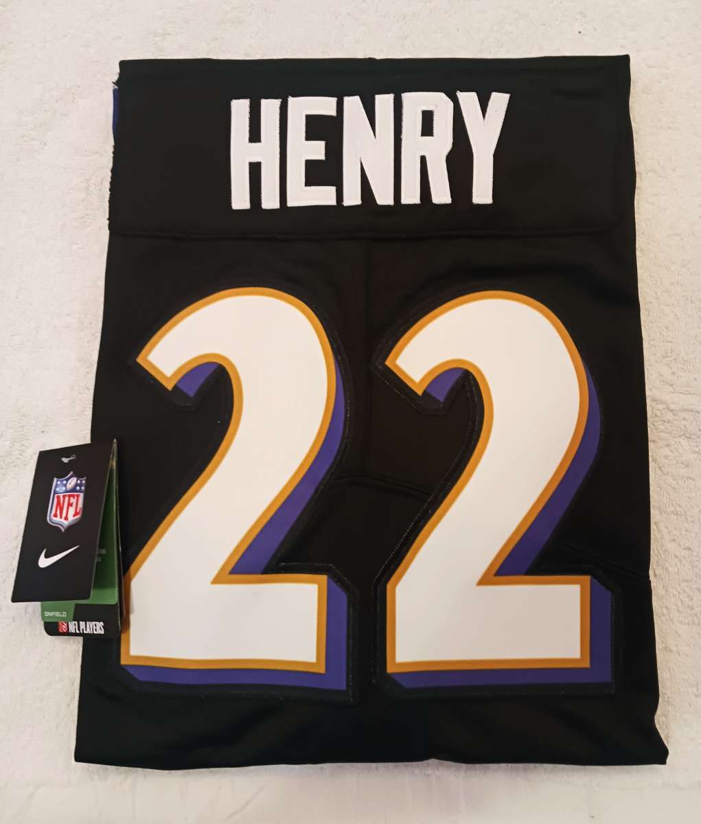 Derrick Henry Ravens jersey XL or Large Large Stitched