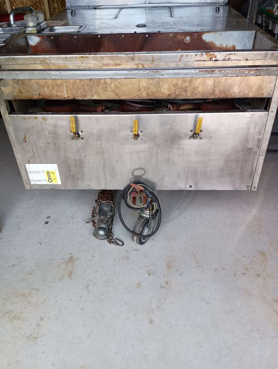 hot dog cart