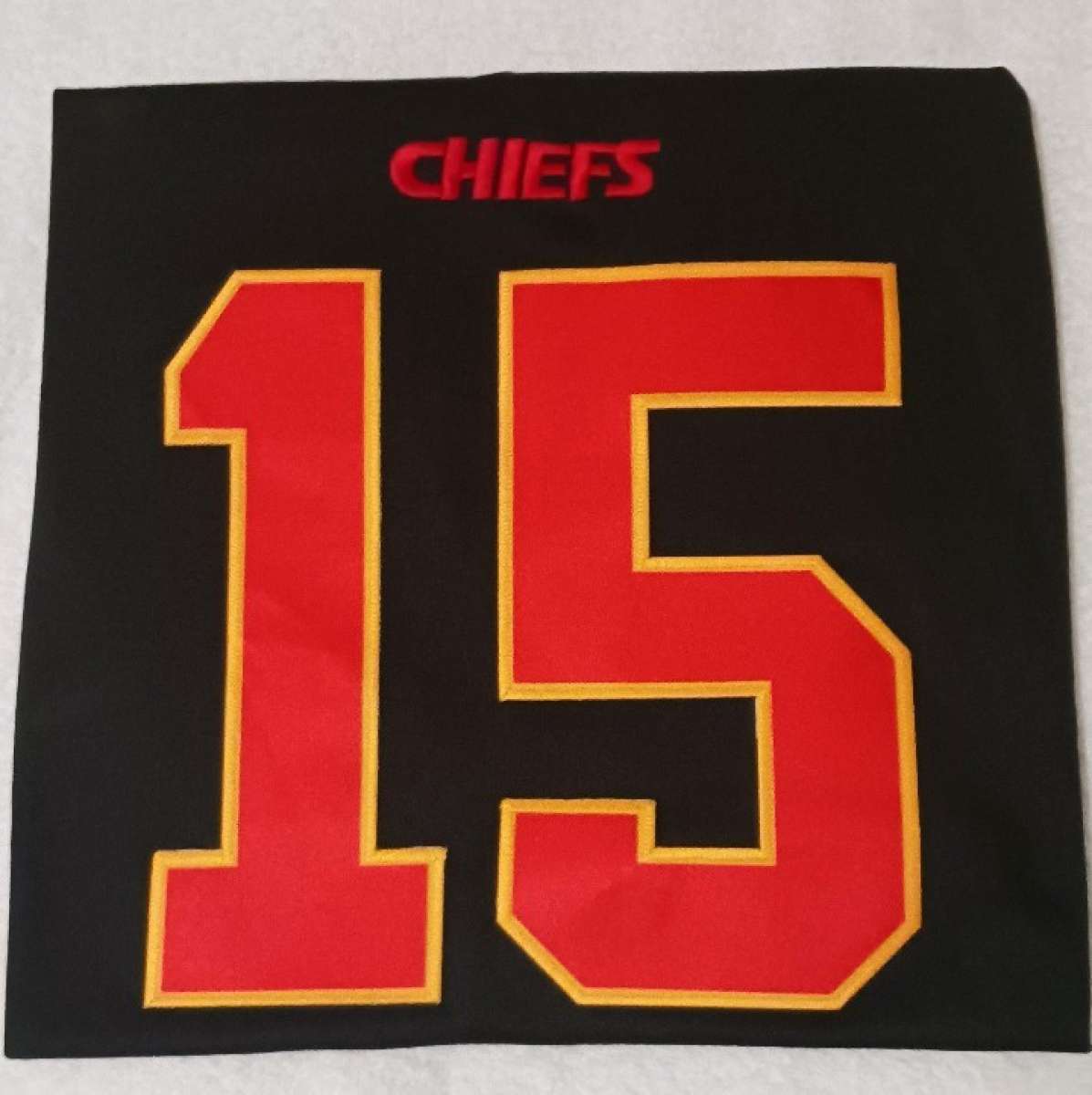 P Mahomes KC Chiefs Jersey XLARGE Stitched