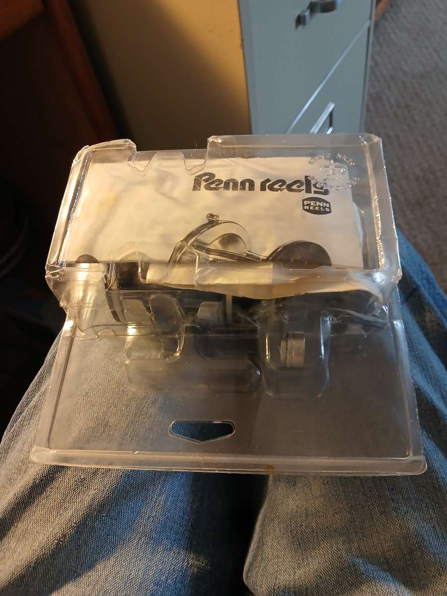 NOS Vtg PENN 350 LEVELINER BAITCASTER RE