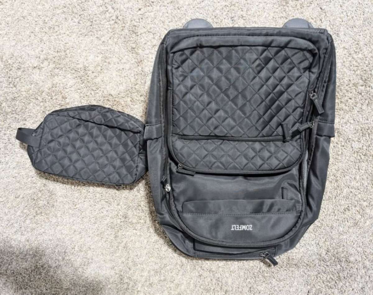 Zomfelt Rolling Travel backpack w toiletry bag