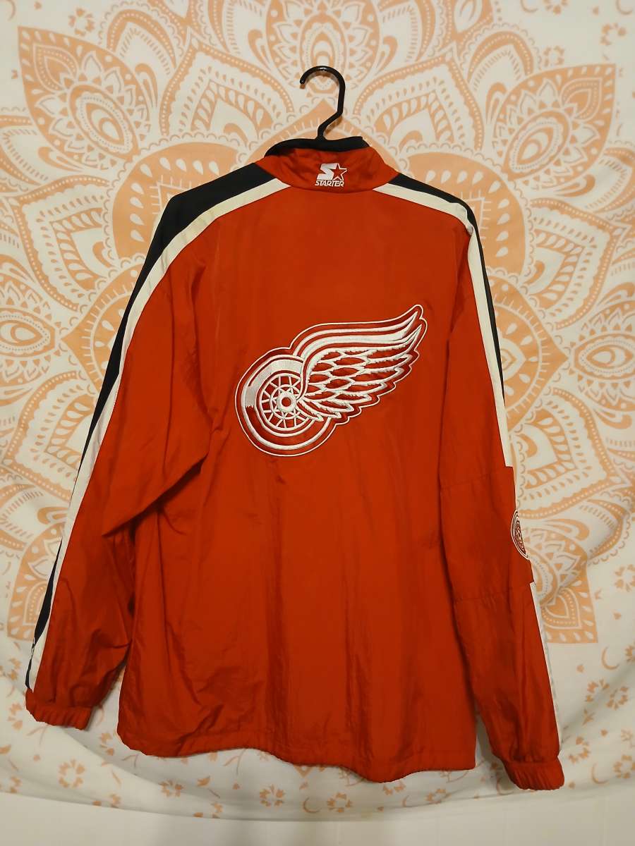 90s Vintage Red Wings Mens Large Starter Windbreaker Jacket
