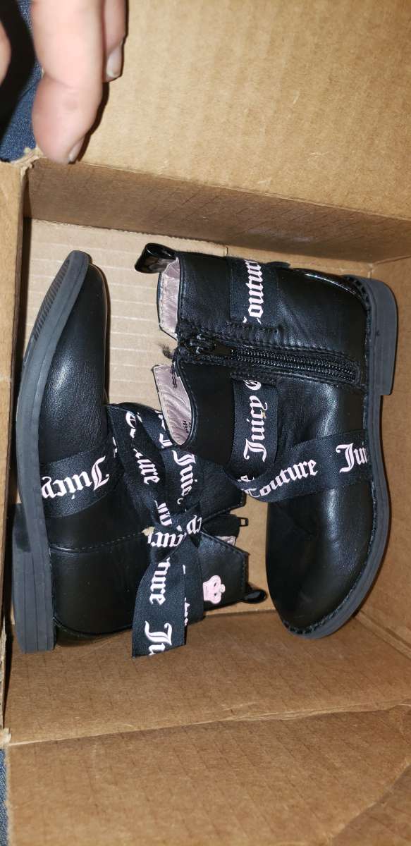 Juicy Contour Childrens Booties