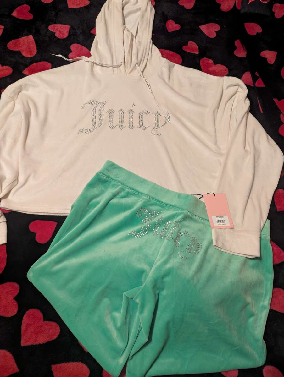 Juicy couture track suit