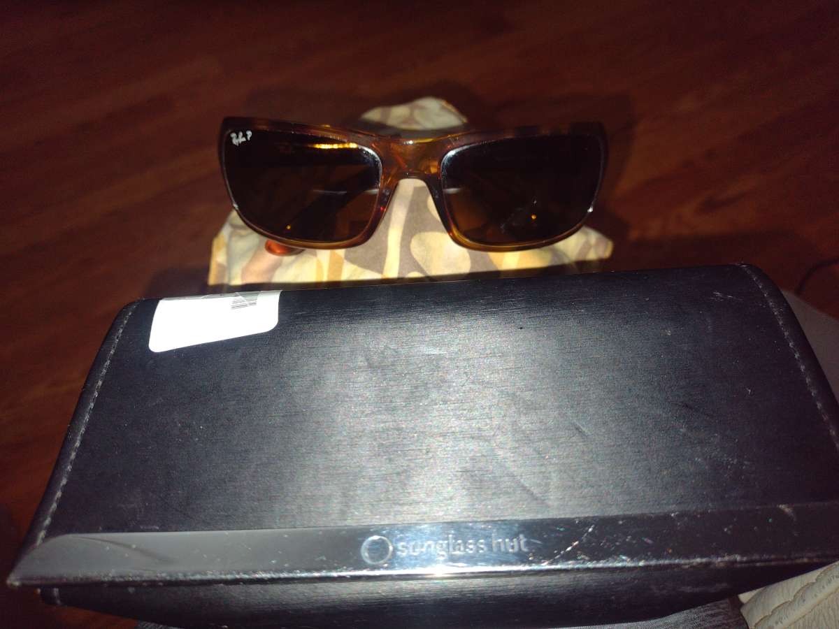 Official Ray Ban Sunglasses RB4075