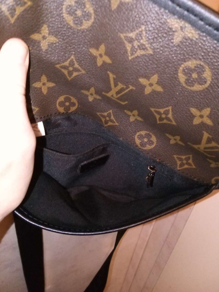 louis Vuitton cross body bag