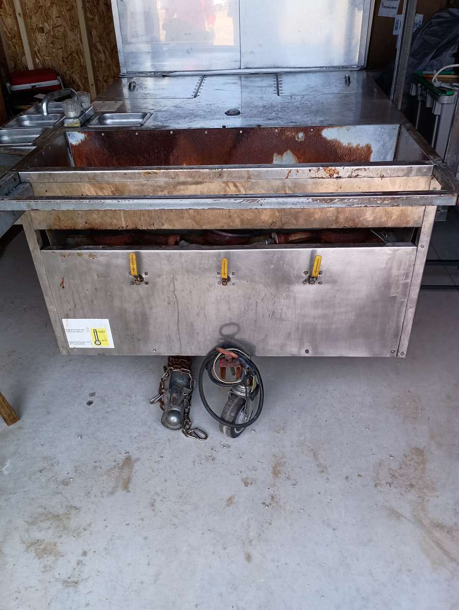 hot dog cart