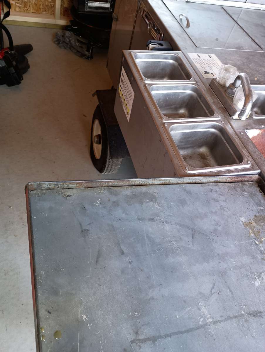 hot dog cart