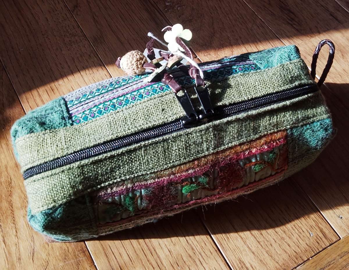 Womens Handcrafted NWT Embroidered Boho Ethnic Style Textile