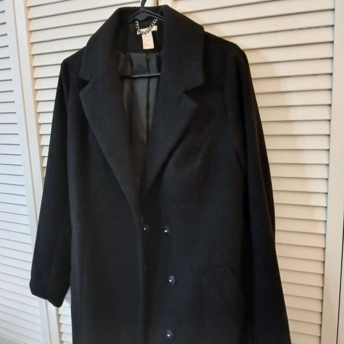 H and M MaternityBlackCoat for women size S