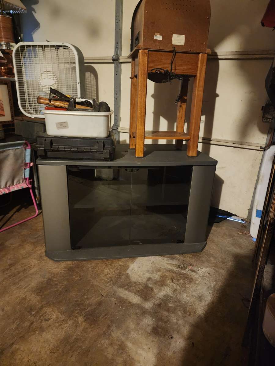 TV stand swivel