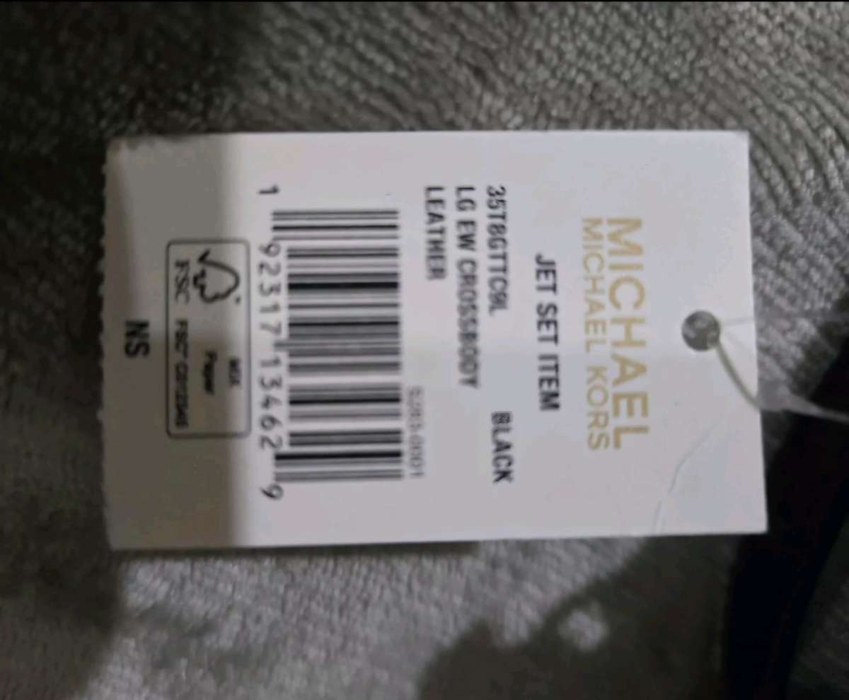 Michael Kors Jet Set Item EW Leather crossbody New Purse Wit