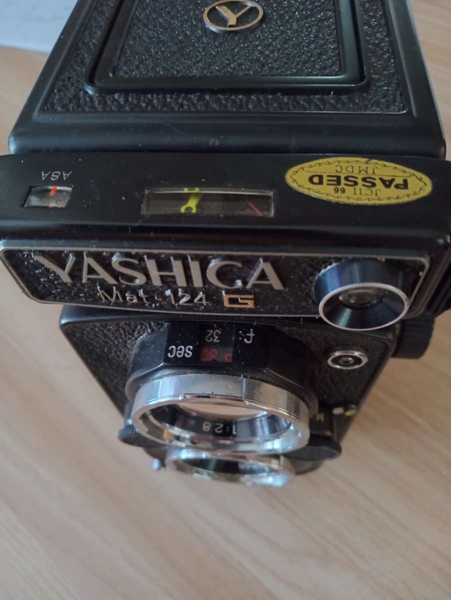 Yashica Mat124G Camera