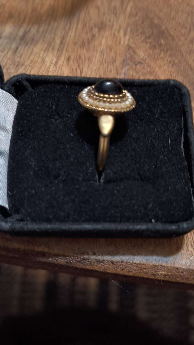 Vintage Avon Ring