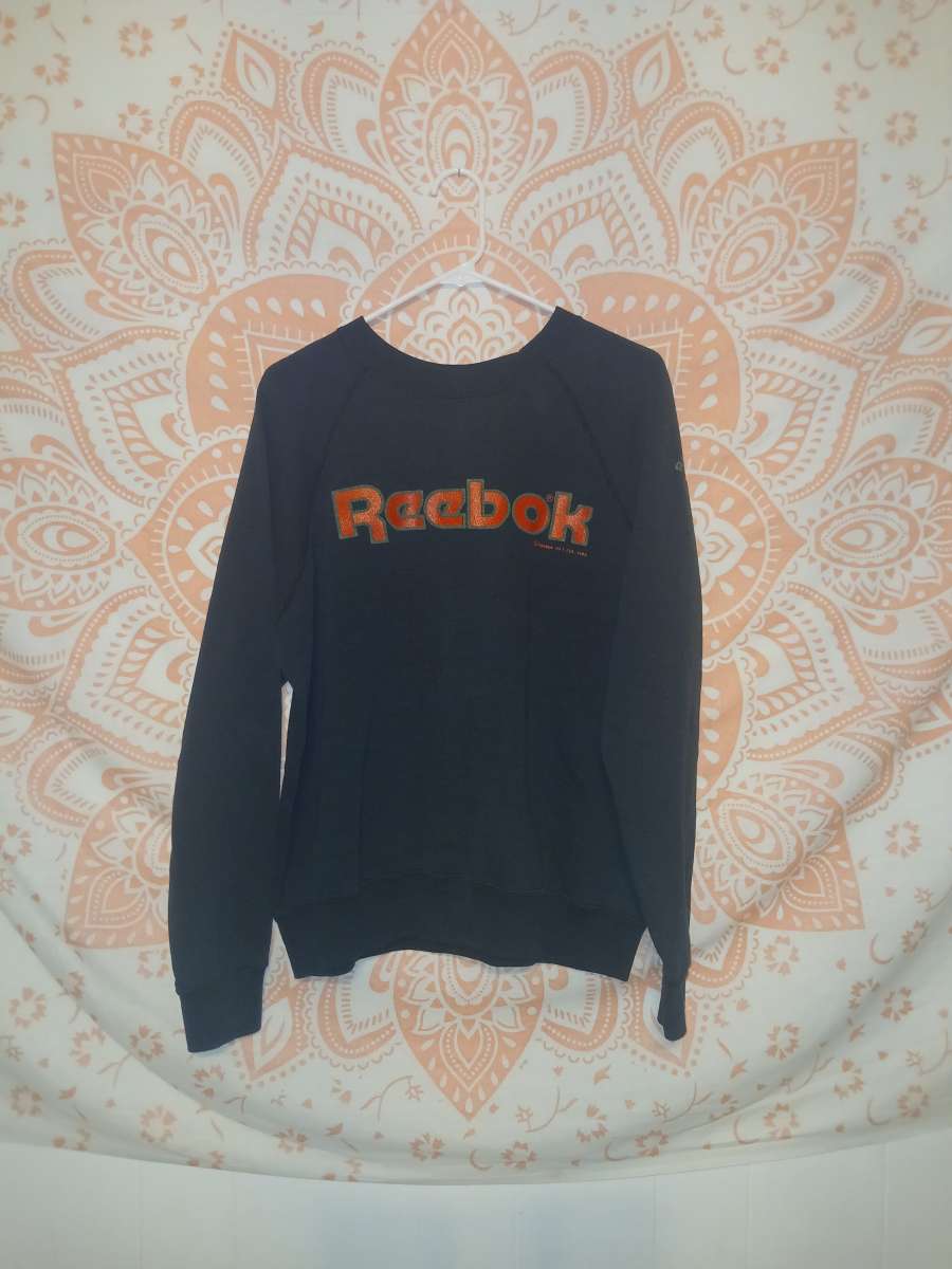Mens 1986 Vintage Reebok Medium Crewneck Sweater Sweatshirt
