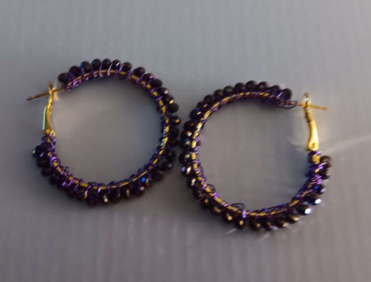 18 K Gold Earrings Wrapped with Purple  Beads