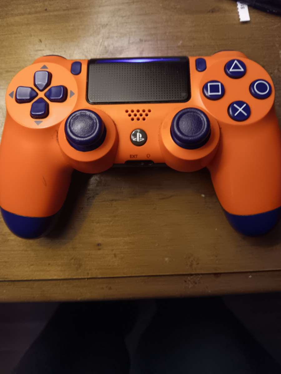 ps4 controller orange works great condition