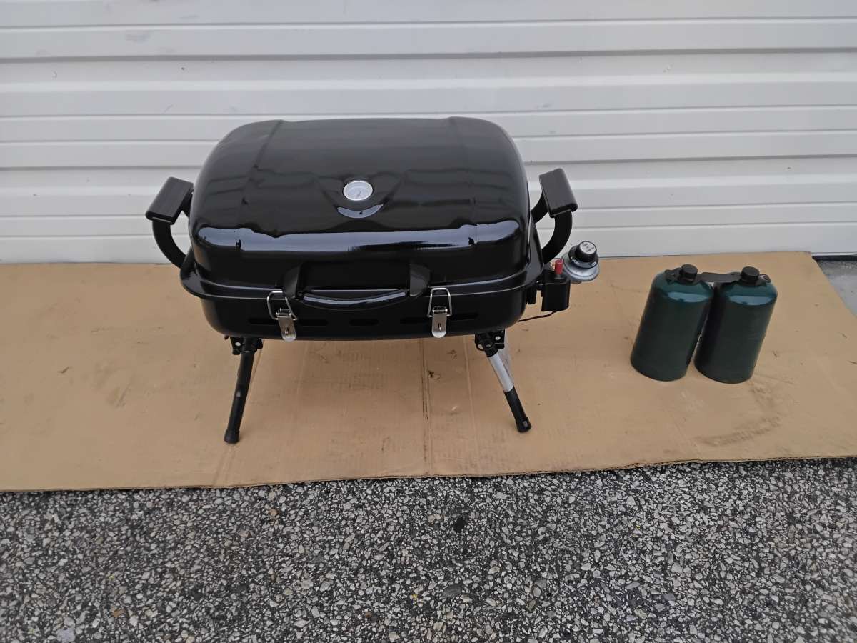 Black Portable Propane Gas Grill 2 Full Propane Tanks New