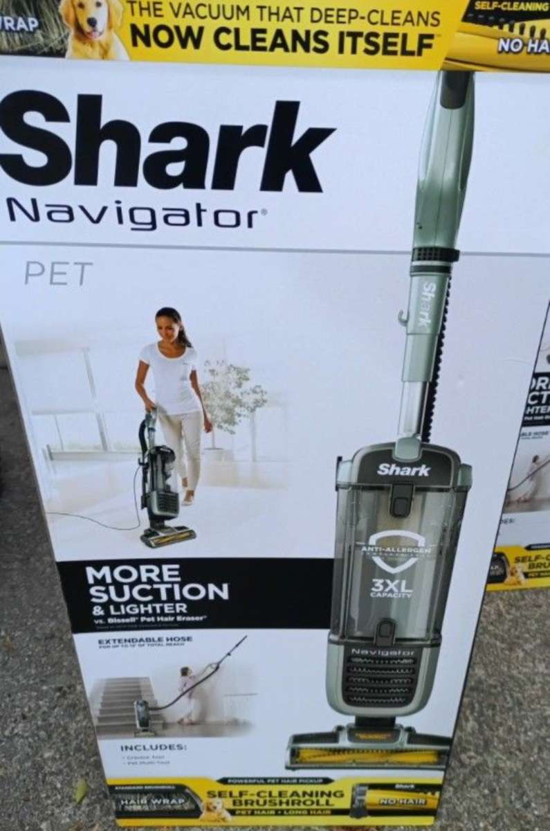 Shark Navigator Pet Pro Upright Vacuum with SelfCleaning Bru
