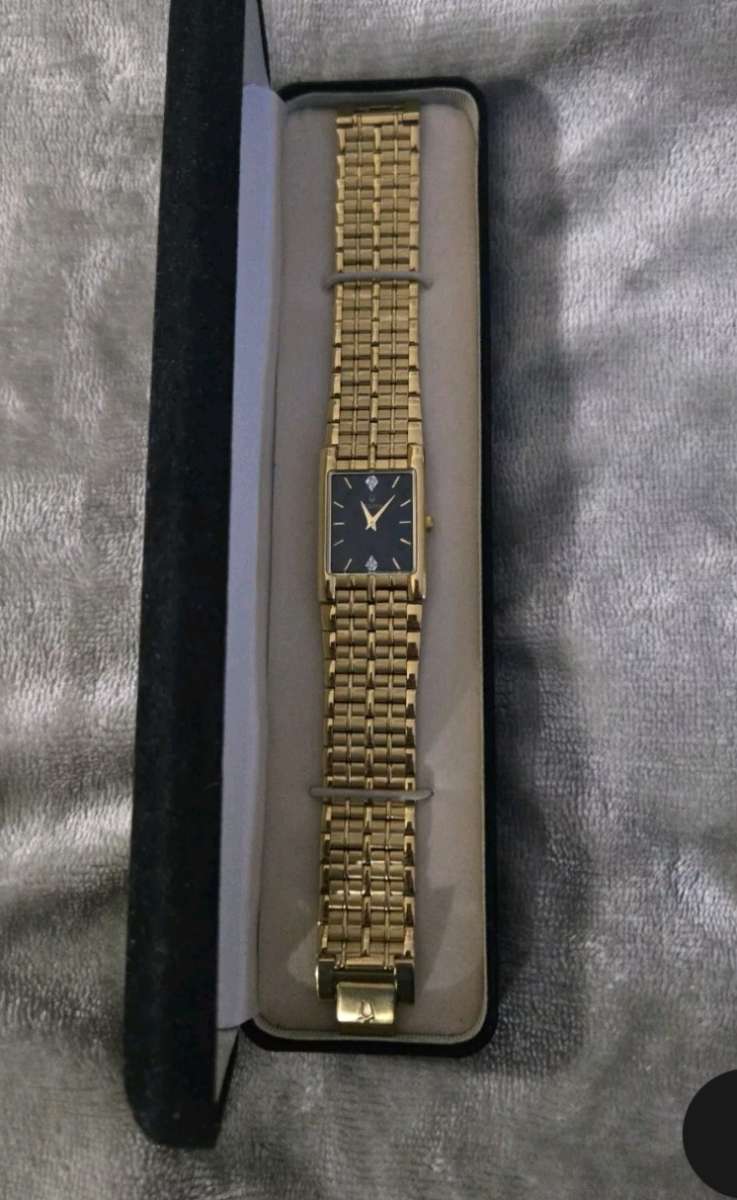 Bulova Gold Introducing Modern Quadra