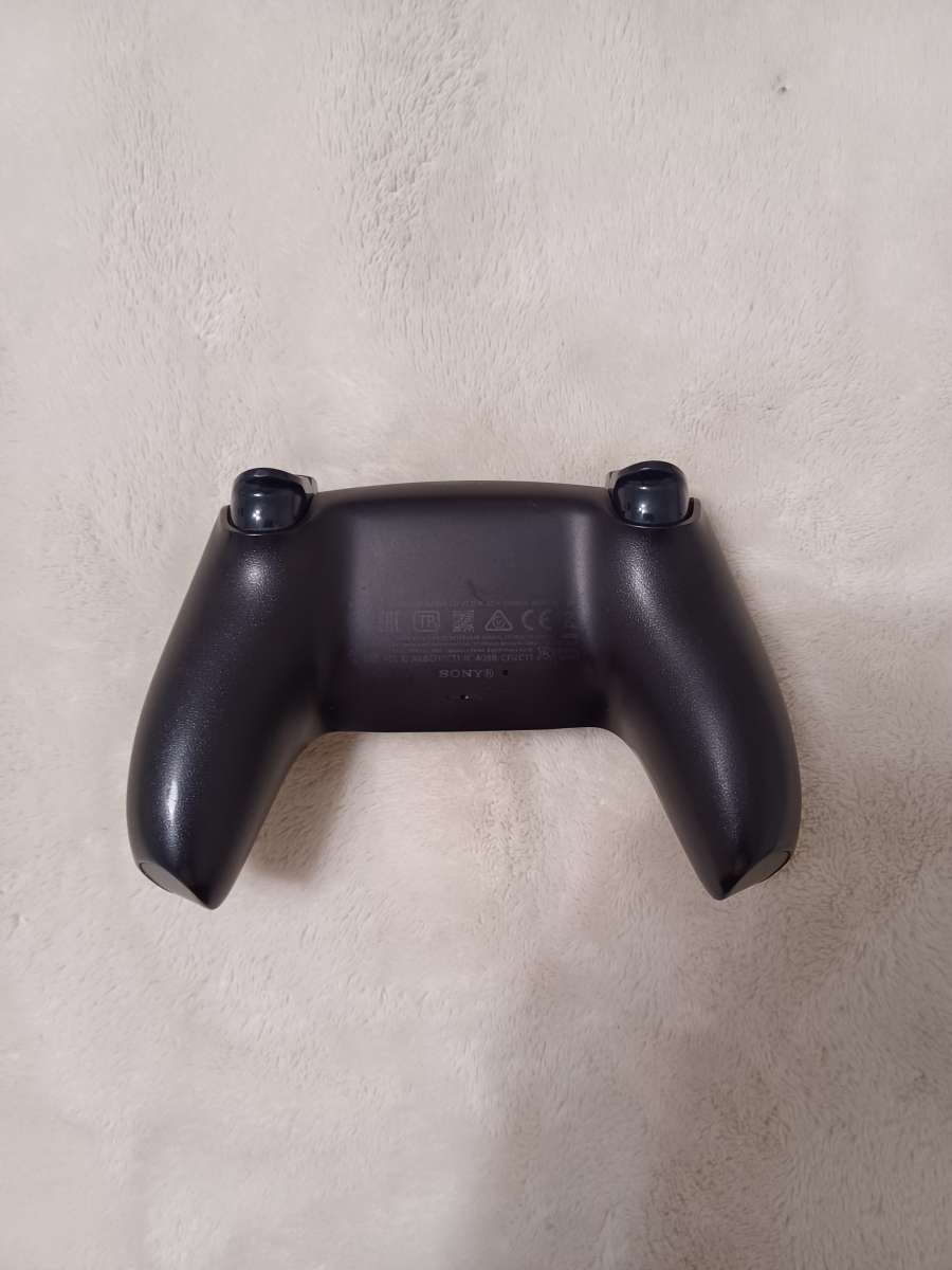Black PS5 controller