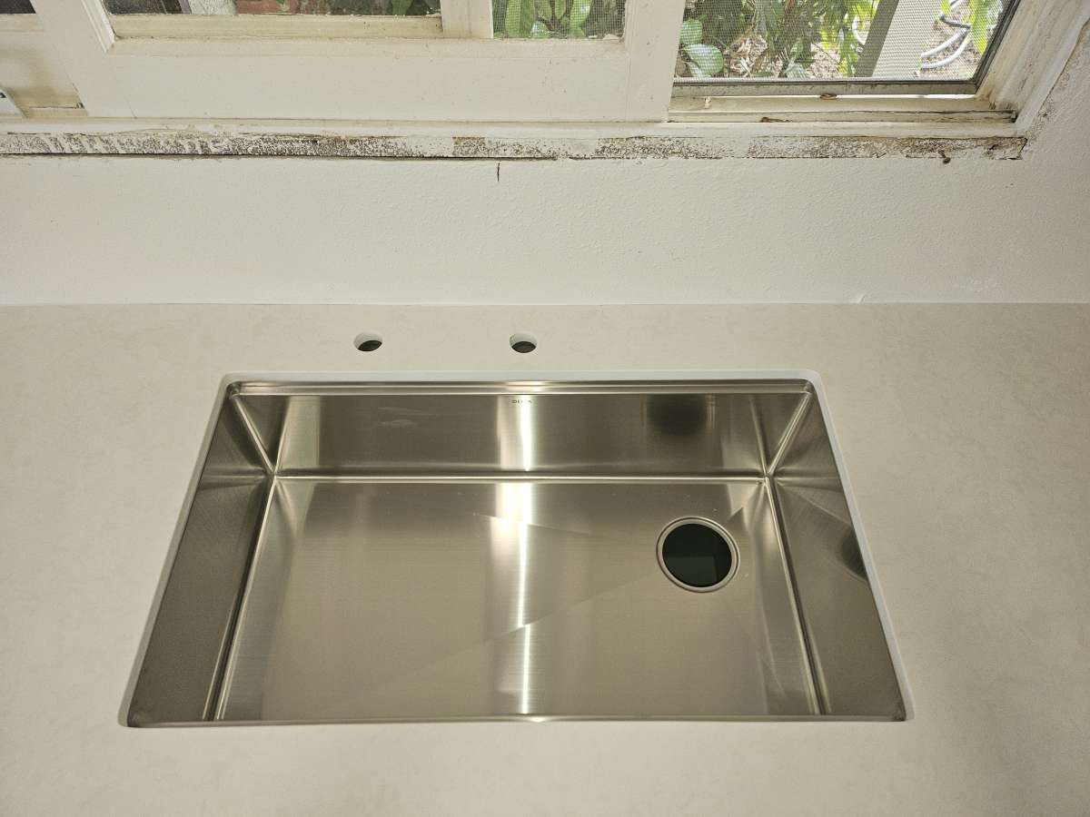 New Laguna Stoneworks Custom Countertops