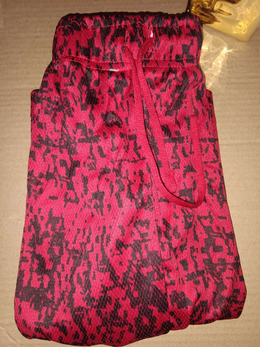 mens basketball shorts Size smallXL