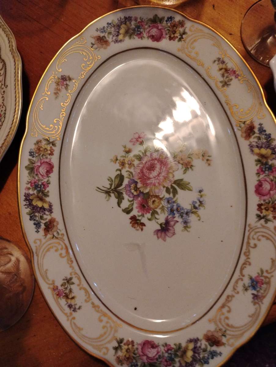 Castleton China Castleton Rose Floral Server Plate