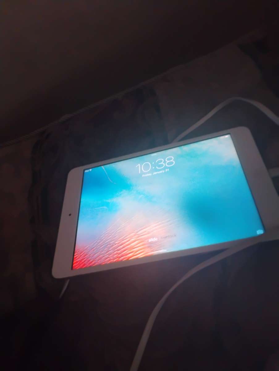 Apple iPad mini 2 second generation