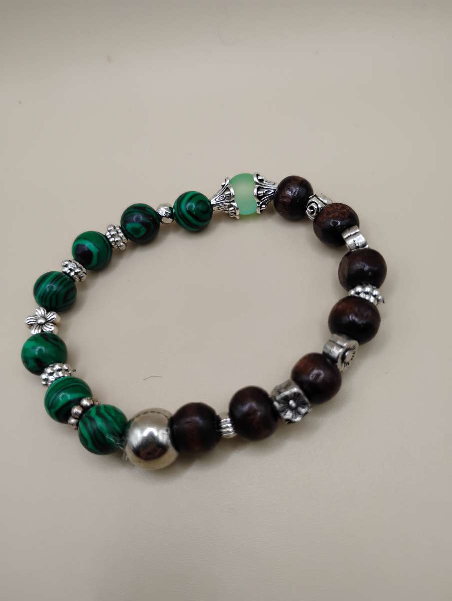 GREEN meets BROWN Boho Chic Stretchy Bracelet