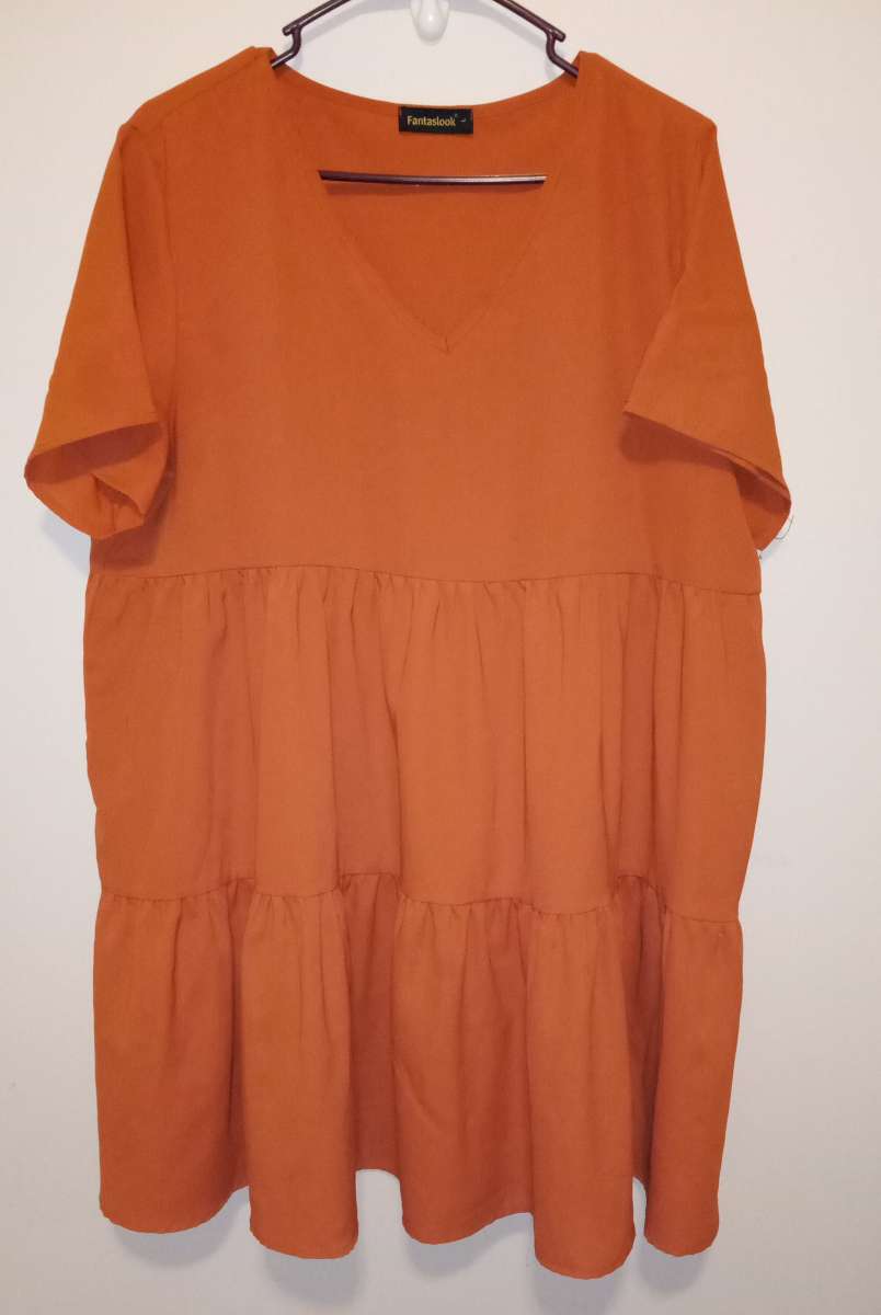 Ladies Short Sleeve V neck Brown pullover dressdress