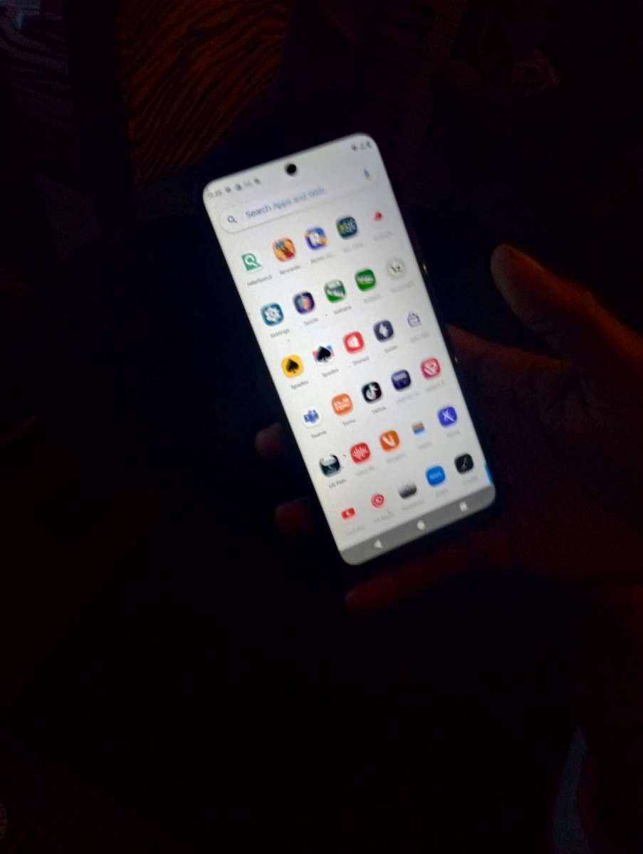 unlocked smart phone with tiktok